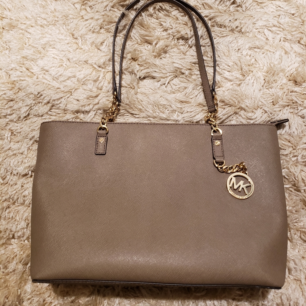 Michael Kors Tote